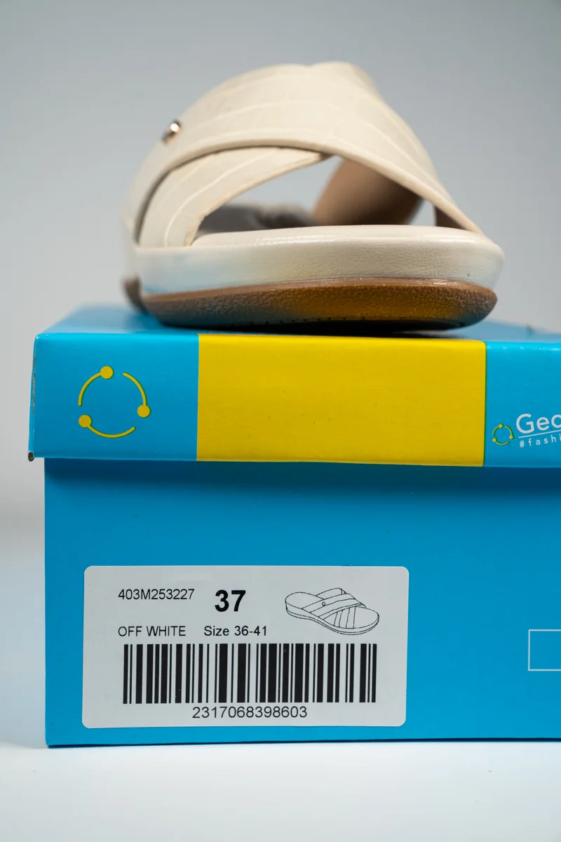 Geoomnii OFF WHITE Geoomnii Comfort Slide Sandals for Women – Cushioned Slip-On Casual Sandals for Daily Wear, Home, Travel & Walking for Women | Best Price UAE